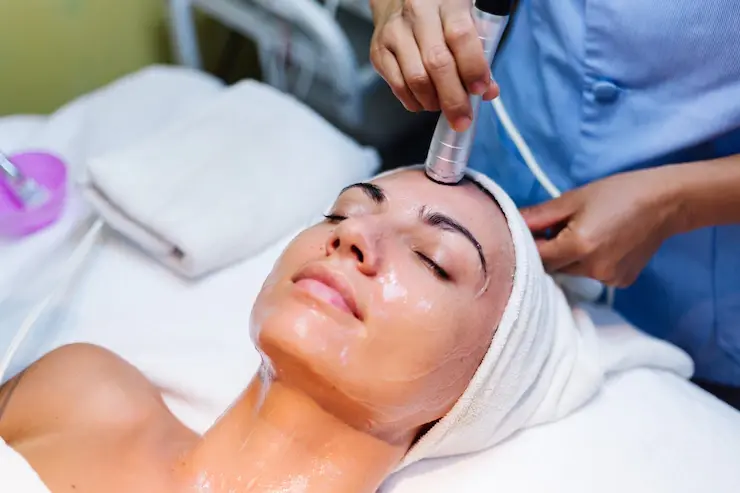 a woman is taking Chemical Peel Treatment in Arnica Clinic Pune