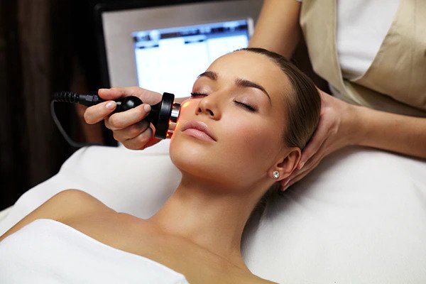 A woman having a pre-bridal skin treatment at Arnica Clinic in Pune